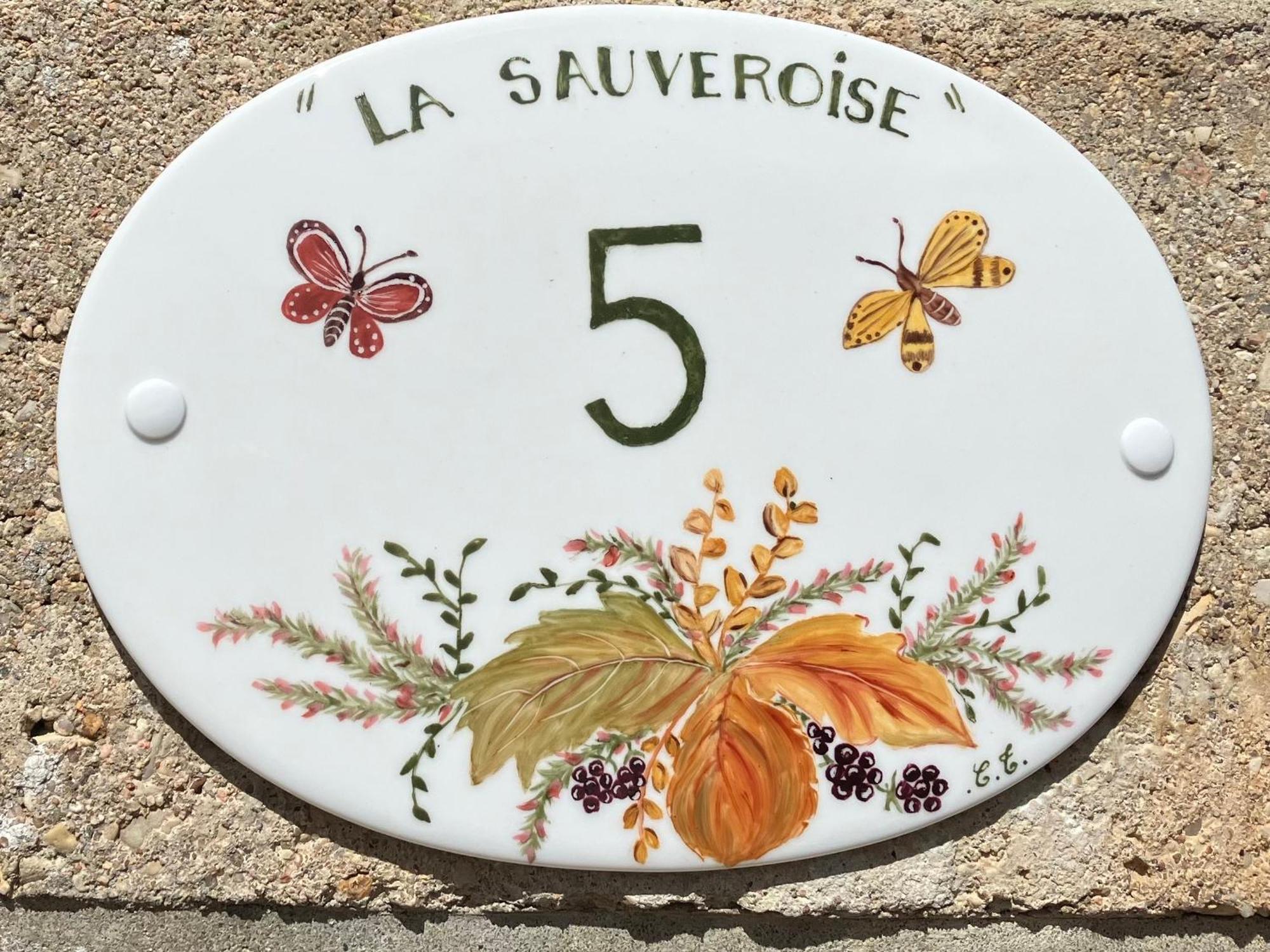 La Sauveroise Saint-Sauveur-en-Puisaye Zewnętrze zdjęcie